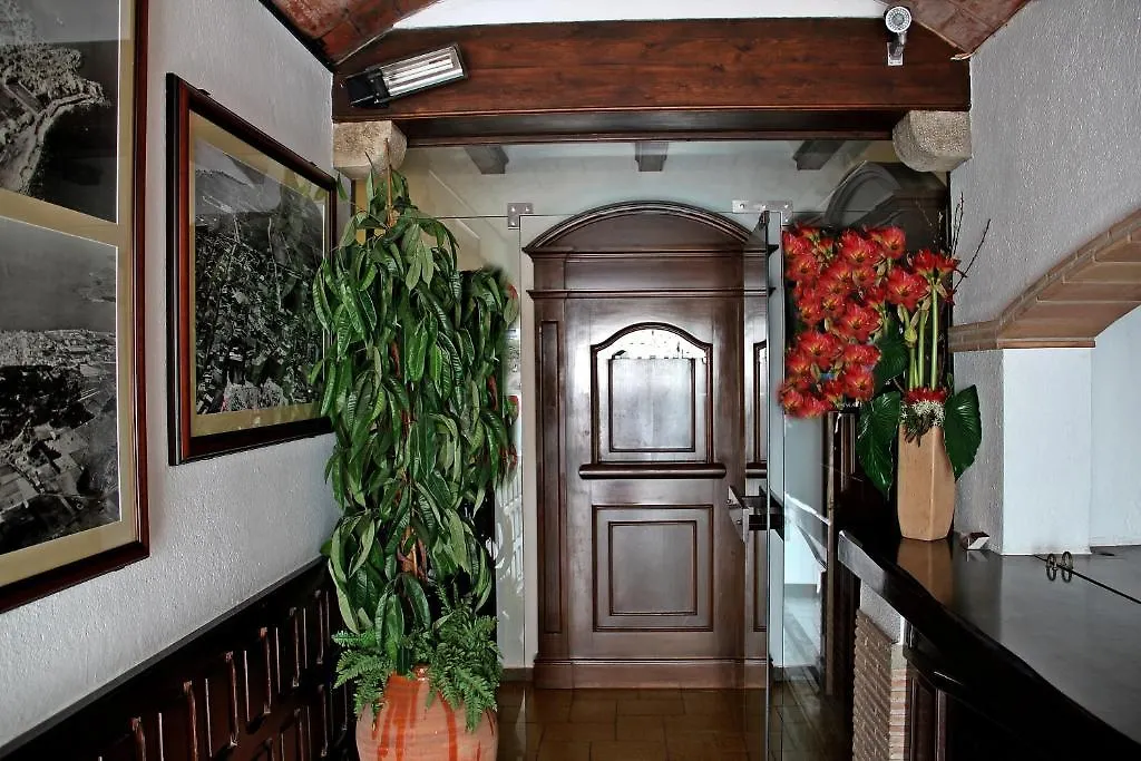 Hostal Miryam L'Escala